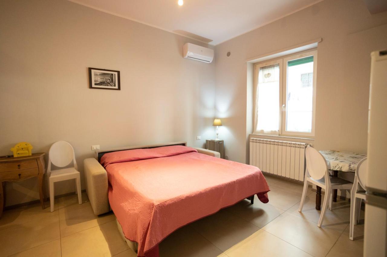 La Casa Degli Angeli Apartment Salerno Exterior photo