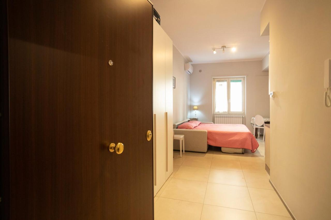 La Casa Degli Angeli Apartment Salerno Exterior photo
